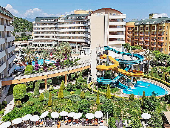 Porwnaj oferty do Hotelu Lonicera World Resort - Wakacje.pl